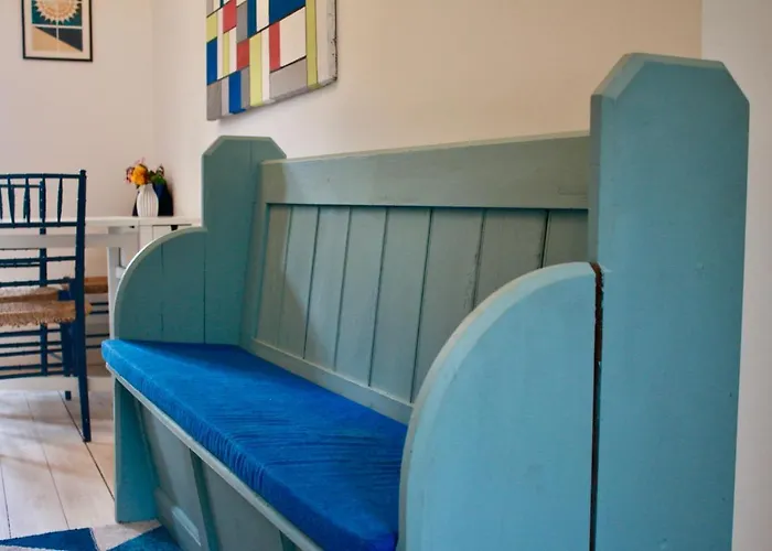 Blachington Cottage, Stunning And Central By Air Premier