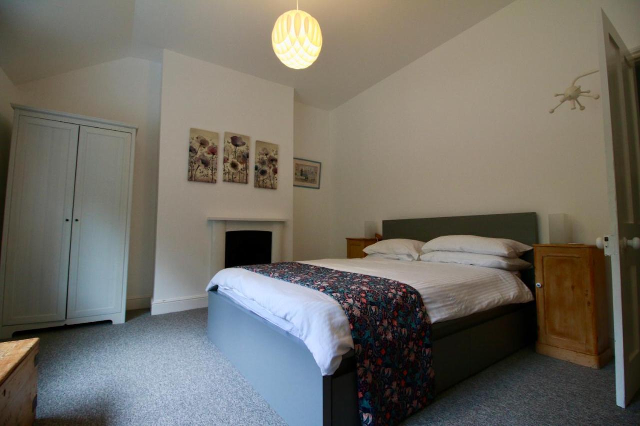 Blachington Cottage, Stunning And By Air Premier Holiday home